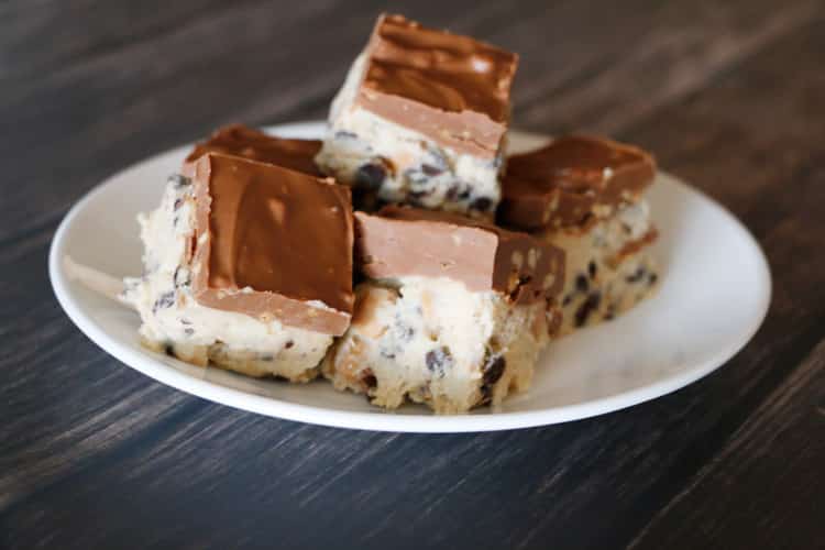 Easy-Peanut-Butter-Cookie-Dough-Bars